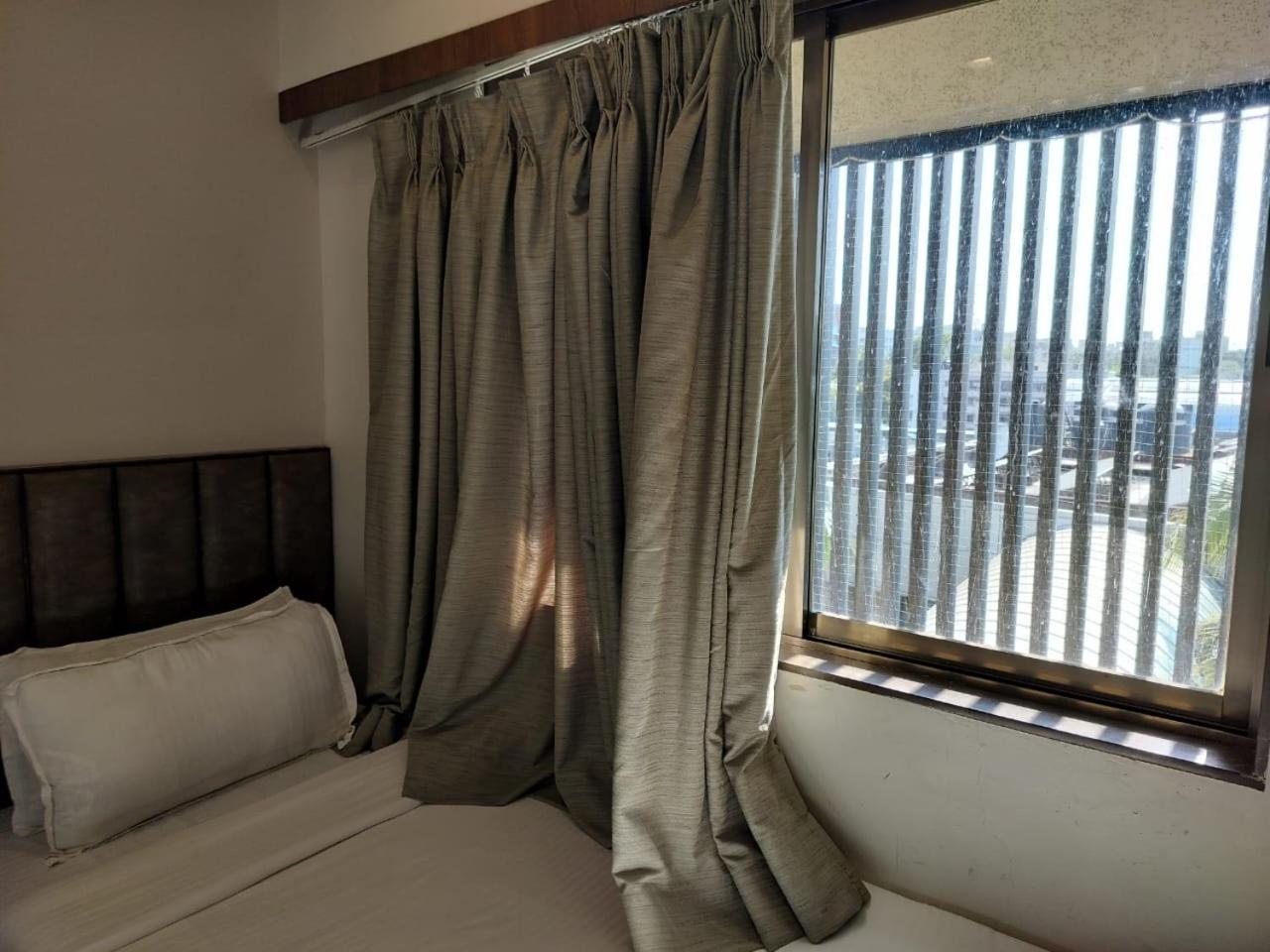 Hotel Olten มุมไบ ภายนอก รูปภาพ